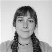 Ciao! Sono Anna, Laureata in Architettura a Padova offro aiuto compiti online per tutte le età con metodo creativo e mirato.